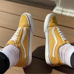 OLD SCHOOL VANS